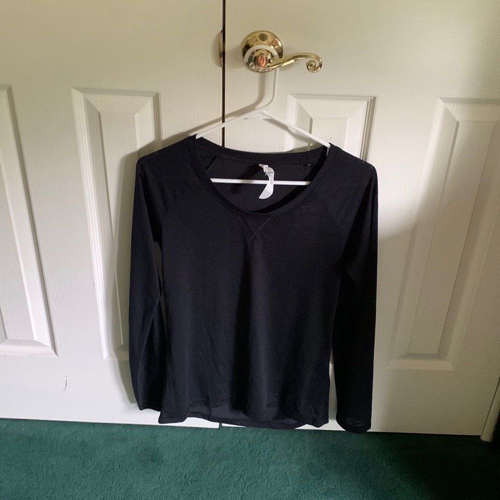 Long sleeve women UA top